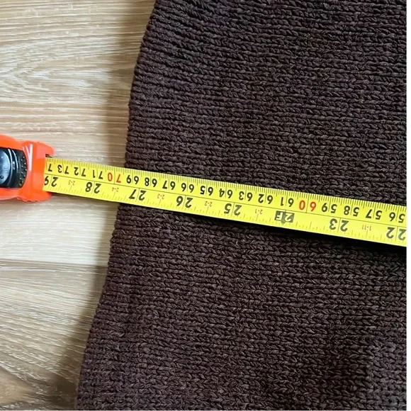 August Silk Sweater Vest - Picture 9 of 10